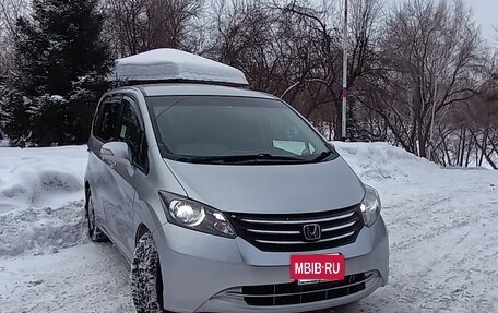 Honda Freed I, 2011 год, 900 000 рублей, 6 фотография