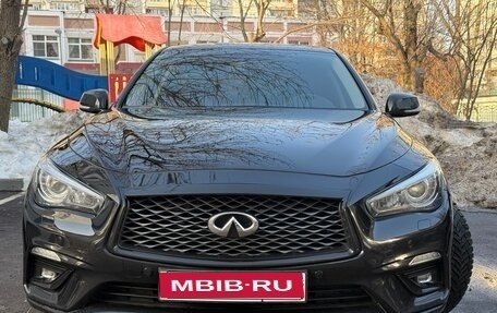 Infiniti Q50 I рестайлинг, 2018 год, 3 500 000 рублей, 1 фотография