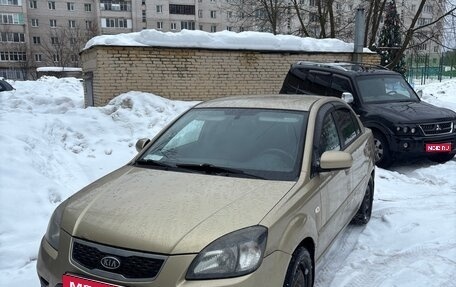 KIA Rio II, 2010 год, 585 000 рублей, 1 фотография