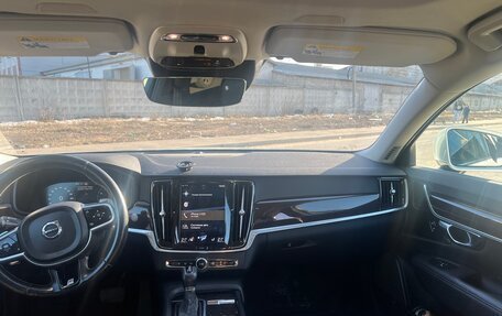 Volvo S90 II рестайлинг, 2020 год, 2 650 000 рублей, 10 фотография
