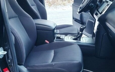 Toyota Land Cruiser Prado 150 рестайлинг 2, 2019 год, 5 350 000 рублей, 7 фотография