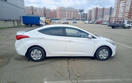 Hyundai Elantra V, 2012 год, 690 000 рублей, 4 фотография
