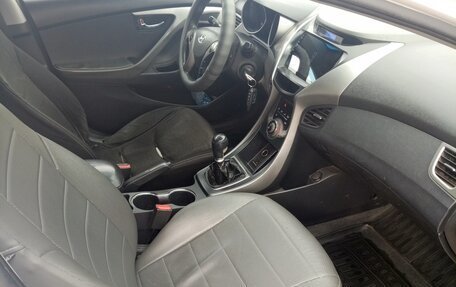 Hyundai Elantra V, 2012 год, 690 000 рублей, 9 фотография