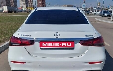 Mercedes-Benz E-Класс, 2021 год, 4 990 000 рублей, 4 фотография