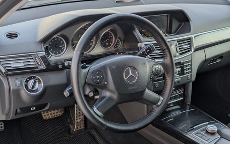 Mercedes-Benz E-Класс, 2010 год, 779 000 рублей, 5 фотография