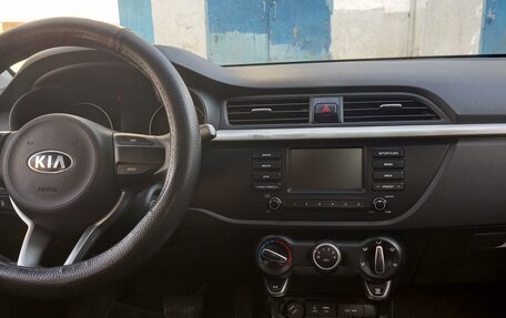 KIA Rio IV, 2019 год, 800 000 рублей, 10 фотография