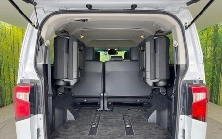 Mitsubishi Delica D:5 I, 2023 год, 3 300 000 рублей, 17 фотография