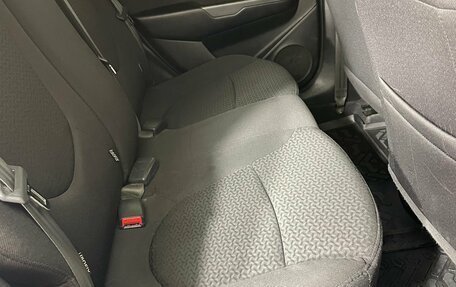 KIA Rio III рестайлинг, 2016 год, 919 000 рублей, 23 фотография