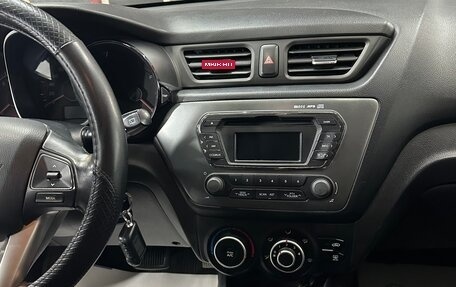 KIA Rio III рестайлинг, 2015 год, 940 000 рублей, 3 фотография