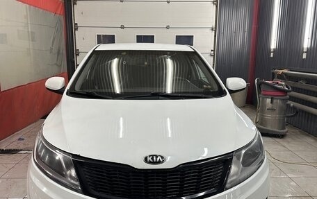 KIA Rio III рестайлинг, 2015 год, 940 000 рублей, 15 фотография