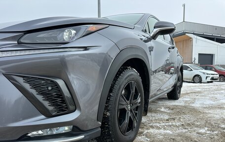 Lexus NX I, 2021 год, 3 990 000 рублей, 10 фотография