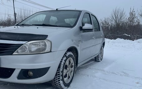 Renault Logan I, 2014 год, 400 000 рублей, 2 фотография