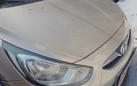 Hyundai Solaris II рестайлинг, 2012 год, 950 000 рублей, 2 фотография