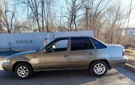 Daewoo Nexia I рестайлинг, 2001 год, 150 000 рублей, 3 фотография