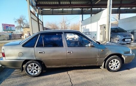 Daewoo Nexia I рестайлинг, 2001 год, 150 000 рублей, 6 фотография