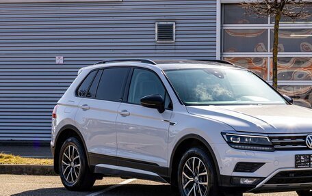Volkswagen Tiguan II, 2018 год, 2 395 000 рублей, 7 фотография