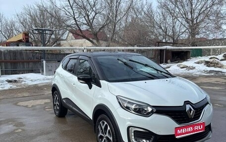 Renault Kaptur I рестайлинг, 2017 год, 1 450 000 рублей, 1 фотография