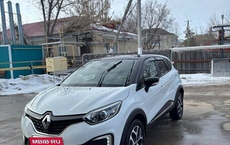 Renault Kaptur I рестайлинг, 2017 год, 1 450 000 рублей, 3 фотография