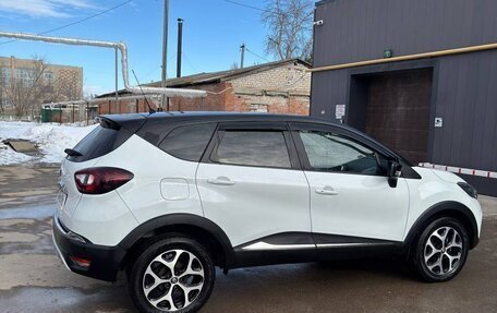 Renault Kaptur I рестайлинг, 2017 год, 1 450 000 рублей, 6 фотография