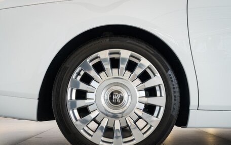 Rolls-Royce Phantom VIII, 2019 год, 39 900 000 рублей, 13 фотография