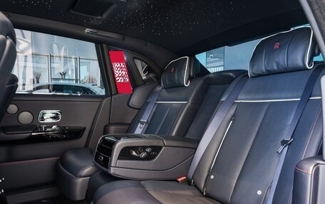 Rolls-Royce Phantom VIII, 2019 год, 39 900 000 рублей, 22 фотография