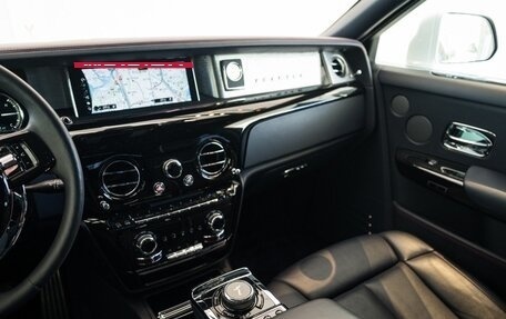 Rolls-Royce Phantom VIII, 2019 год, 39 900 000 рублей, 34 фотография