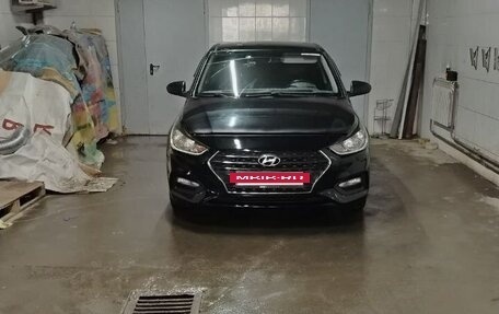 Hyundai Solaris II рестайлинг, 2017 год, 650 000 рублей, 13 фотография