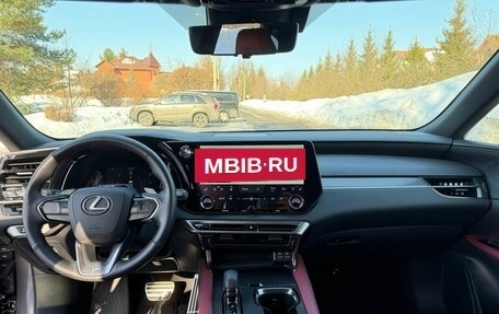 Lexus RX IV рестайлинг, 2023 год, 10 800 000 рублей, 13 фотография