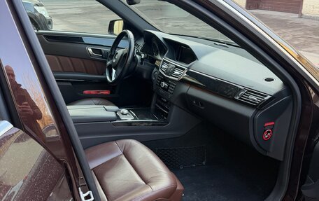 Mercedes-Benz E-Класс, 2012 год, 1 850 000 рублей, 11 фотография