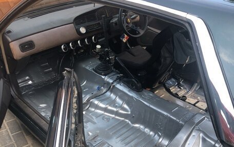 Nissan Laurel VIII, 1989 год, 1 150 000 рублей, 4 фотография