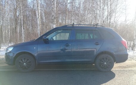 Skoda Fabia II, 2011 год, 575 000 рублей, 3 фотография