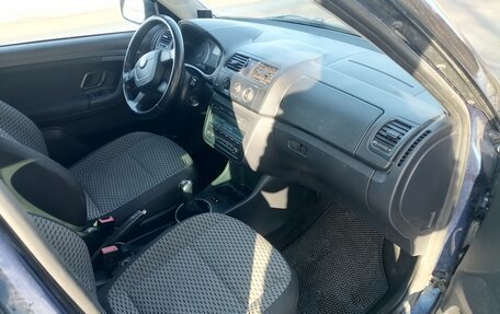 Skoda Fabia II, 2011 год, 575 000 рублей, 8 фотография