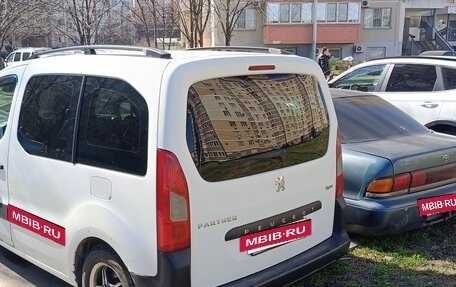 Peugeot Partner II рестайлинг 2, 2011 год, 400 000 рублей, 3 фотография