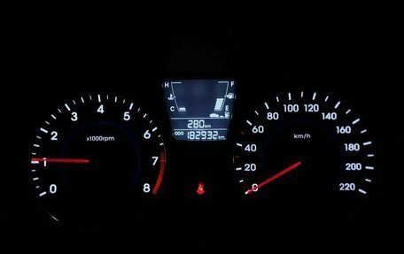 Hyundai Solaris II рестайлинг, 2011 год, 599 000 рублей, 15 фотография