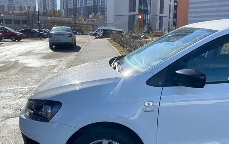 Volkswagen Polo VI (EU Market), 2013 год, 930 000 рублей, 4 фотография