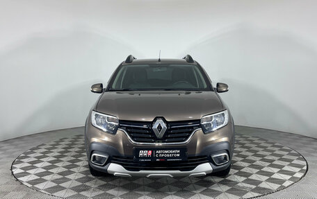 Renault Sandero II рестайлинг, 2021 год, 1 421 000 рублей, 2 фотография