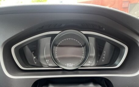 Volvo V40 II рестайлинг, 2018 год, 1 450 000 рублей, 9 фотография