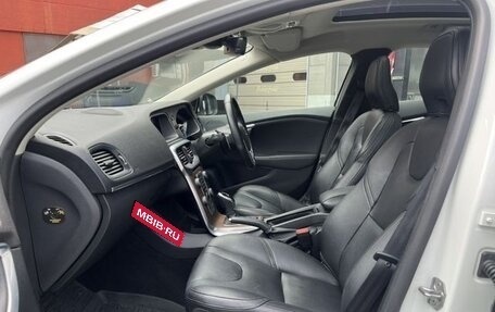 Volvo V40 II рестайлинг, 2018 год, 1 450 000 рублей, 21 фотография