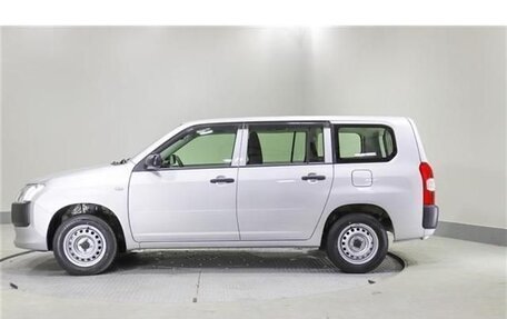 Toyota Succeed I рестайлинг, 2019 год, 1 300 000 рублей, 4 фотография