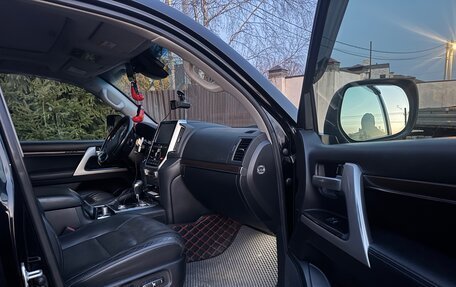 Toyota Land Cruiser 200, 2019 год, 7 100 000 рублей, 7 фотография