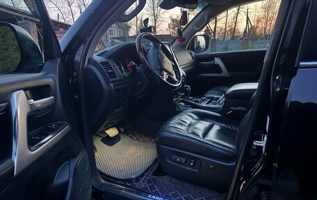 Toyota Land Cruiser 200, 2019 год, 7 100 000 рублей, 3 фотография