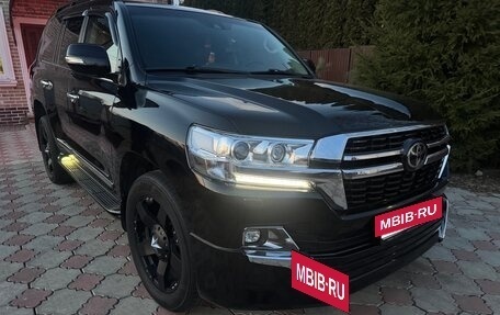 Toyota Land Cruiser 200, 2019 год, 7 100 000 рублей, 9 фотография