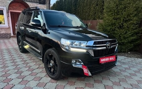 Toyota Land Cruiser 200, 2019 год, 7 100 000 рублей, 16 фотография