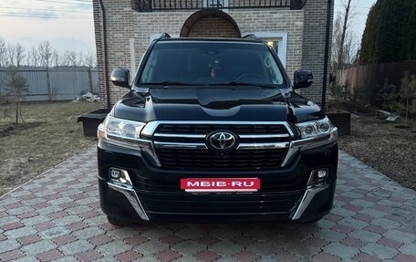 Toyota Land Cruiser 200, 2019 год, 7 100 000 рублей, 18 фотография