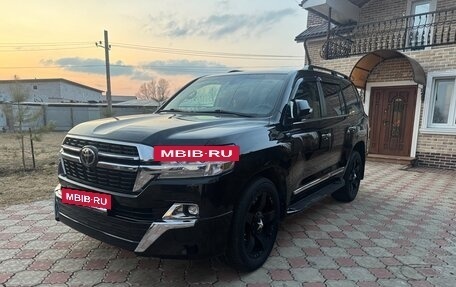 Toyota Land Cruiser 200, 2019 год, 7 100 000 рублей, 23 фотография