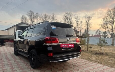 Toyota Land Cruiser 200, 2019 год, 7 100 000 рублей, 31 фотография