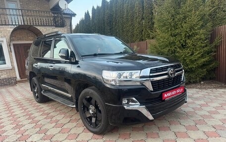 Toyota Land Cruiser 200, 2019 год, 7 100 000 рублей, 33 фотография