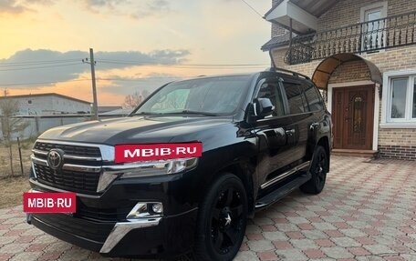 Toyota Land Cruiser 200, 2019 год, 7 100 000 рублей, 32 фотография