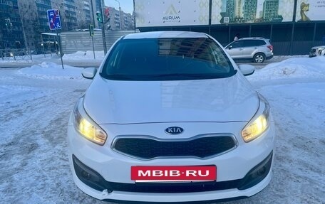 KIA cee'd III, 2017 год, 1 410 000 рублей, 2 фотография