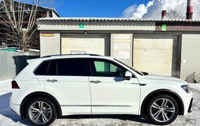 Volkswagen Tiguan II, 2018 год, 2 250 000 рублей, 1 фотография